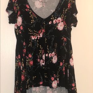 Torrid floral shirt T-shirt short sleeve top